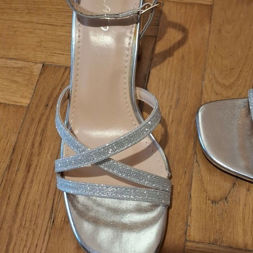 Silver sandals like new, size 40, 9 cm heel
