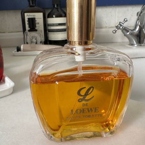 De Loewe perfume used Signature