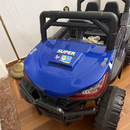 Electric Off Road Vehicle 12V like new, black blue jeep
