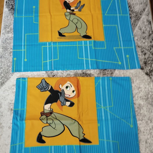 Children's bedding set with girl character, like new
