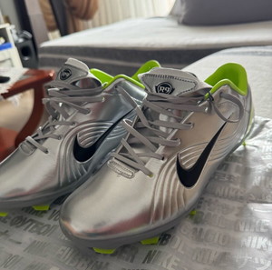 Nike mercurial r9 remake