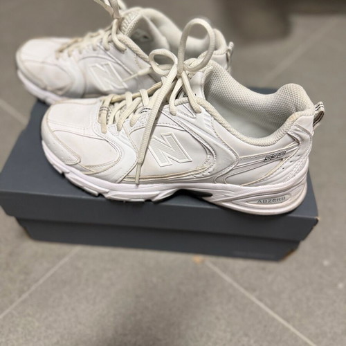 New Balance 530 athletic shoes like new, size 38, white