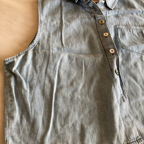 Pink Woman sleeveless T-shirt like new, thin denim, size L