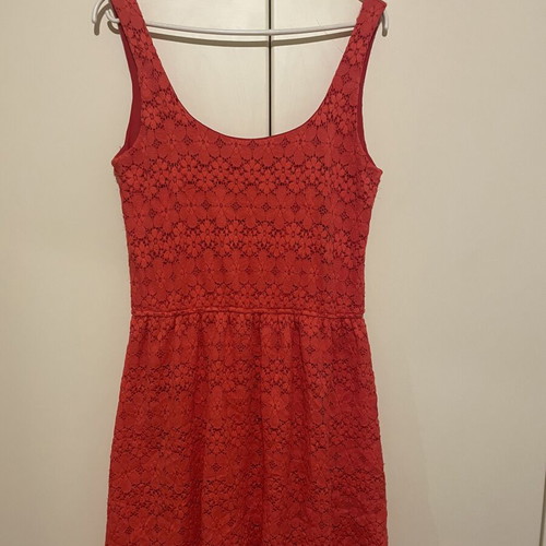 Lynne coral lace dress used, size M
