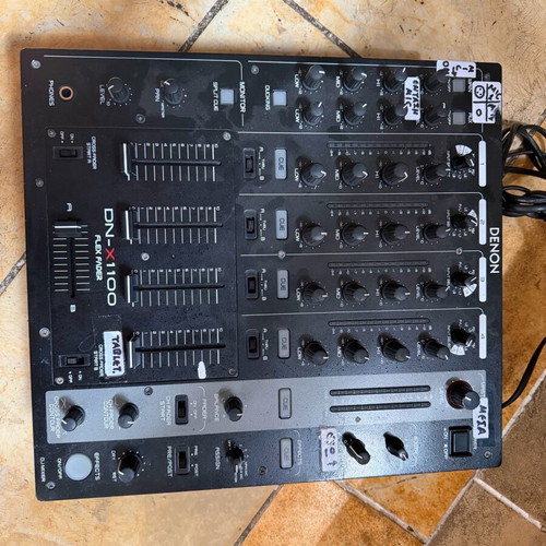 DNX1100 DJ μίκτης σαν καινούργιο