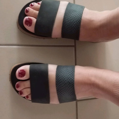 Esiot leather flatform sandals black size 39 like new