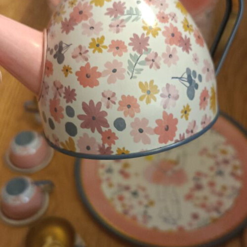 Prinzessin Lillifee metal tea set for children like new