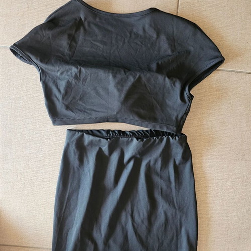 Set K1 onesize with elastic, crop top and skirt with slit, new black
