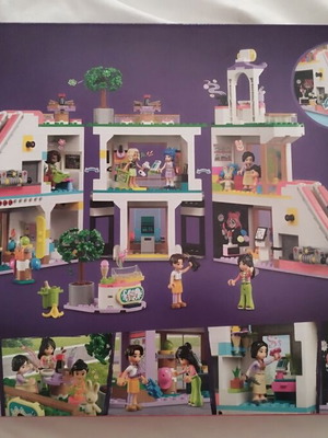 Lego 42604 Friends Heartlake City Shopping Mall NEW - SEALED