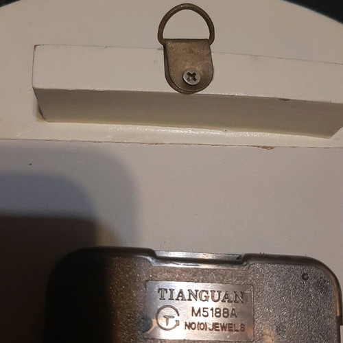 Children's room clock like new