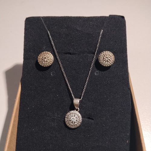 Silver 925 Jewelry Set with Zircon like new