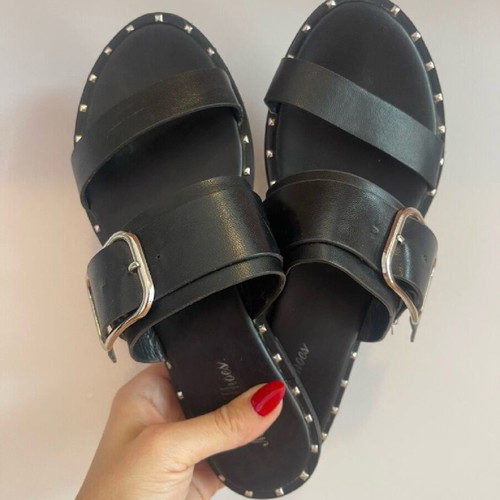 Malika shoes sandals size 39 like new, black