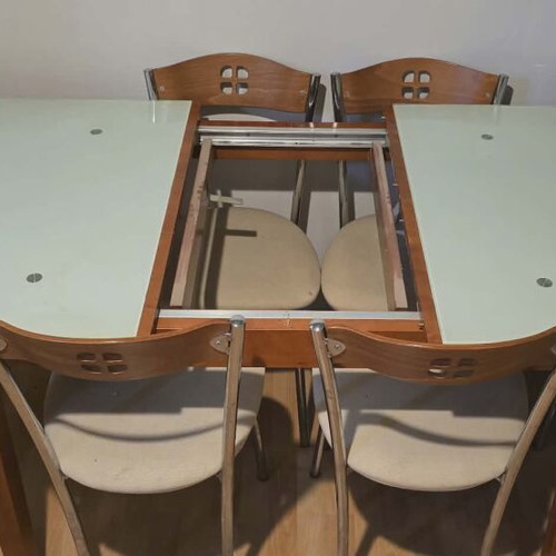 Dining set with 6 chairs used