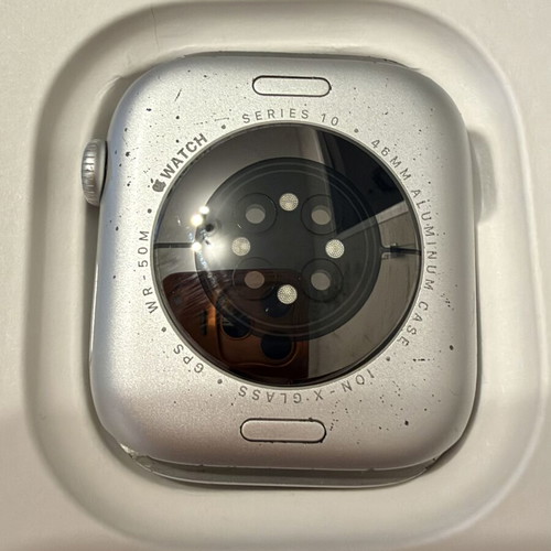 Apple Watch Series 10 GPS 46mm Sport Band like new