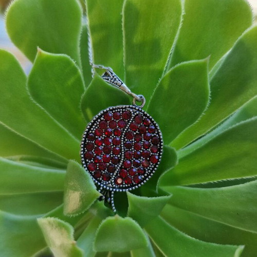 Pomegranate silver pendant new with chain