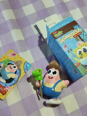 Popmart Patrick Star figure brand new with box and card