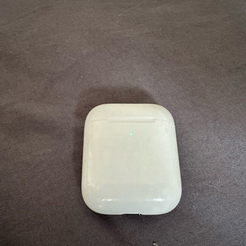AirPods Gen 2 used with charging cable