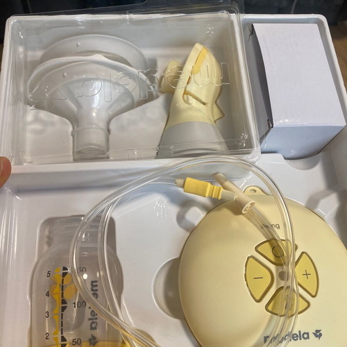 Medela breast pump like new