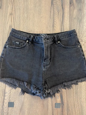 Superdry shorts like new, size M, black and grey