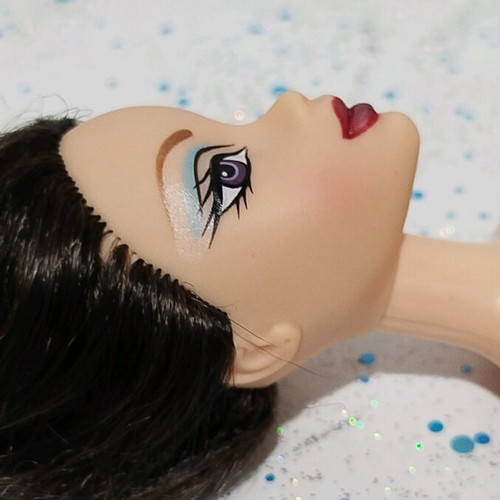 My Scene Nolee Jammin in Jamaica doll used with flaws