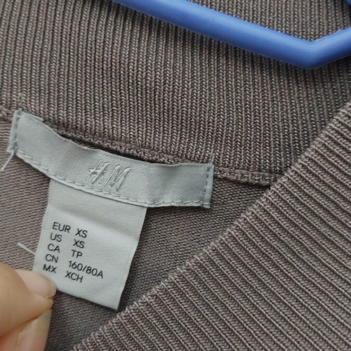 H&M thin blouse like new, sizes XS/S, gray and brown