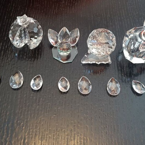 Decorative miniatures and crystals like new, set of 5+12