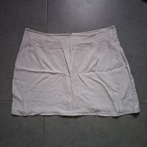 Vintage mini skirt with buttons like new, white, Sting