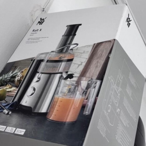 Kult-X juicer, new in box