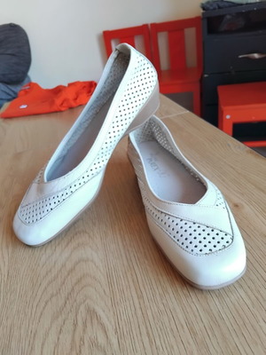 Parex ballerinas size 36 cream used