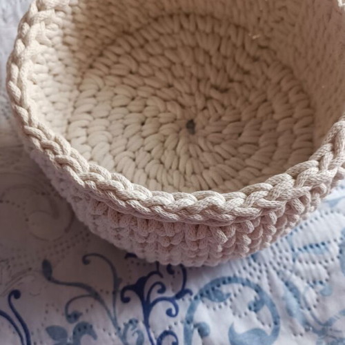 Handmade knitted basket new, 16 cm length, 8 cm height