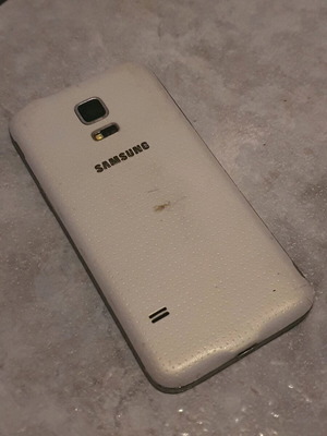 Samsung Galaxy S5 mini (SM-G800F) μεταχειρισμένο για ανταλλακτικά ή επισκευή