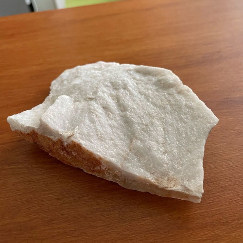 Natural milky quartz new, medium size