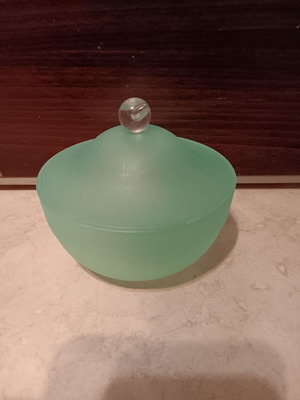 Plastic sugar bowl like new