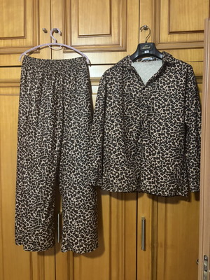 Cotton leopard print set new, black and beige