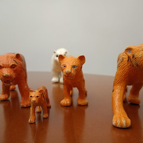Wildlife Plastic Animal Figures Set like new with Trees