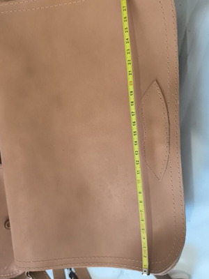 Leather crossbody bag like new from closed store