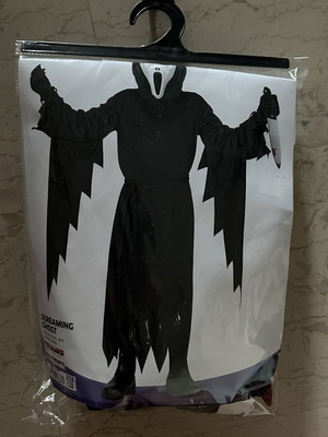 Screaming Ghost carnival costume like new for 5-7 years old