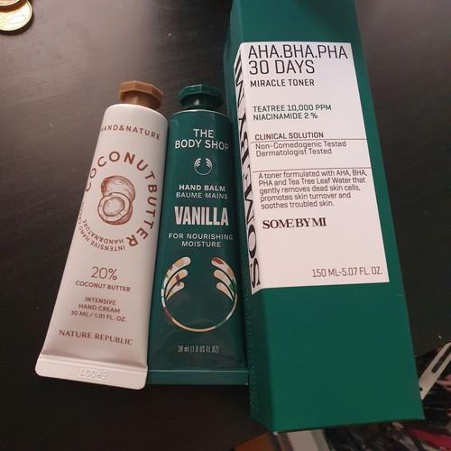Set Some By Mi Miracle Face Toner 150ml and Hand Creams Vanilla & Coconut