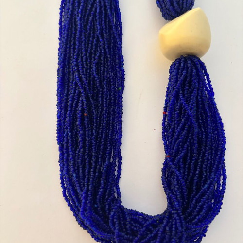 Necklace with electric blue beads like new