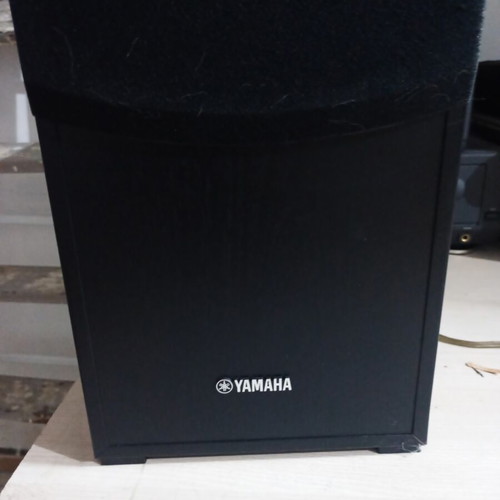 Yamaha NS F51 floor speakers