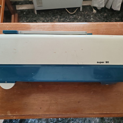 Progress super 90 auto vintage vacuum cleaner 1968 used with all accessories