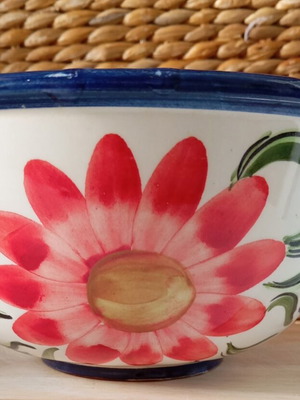 Ceramic bowl from Sifnos, vintage, diameter 17cm, height 11cm