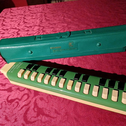 Hohner Melodica Soprano 1975 used, authentic German
