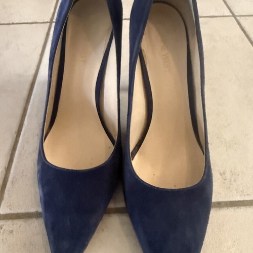 Nine West blue suede pumps size 38.5 used