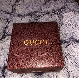 Ρολόι Gucci με χειροπεδα