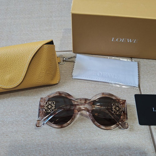 Loewe sunglasses new, brown transparent tortoise acetate frame