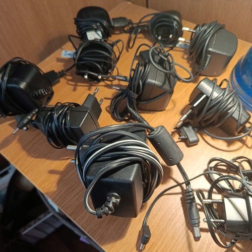 Set of 10 old mobile phone chargers like new with various connectors