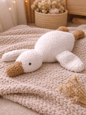Handmade knitted goose made to order, size 45 cm
