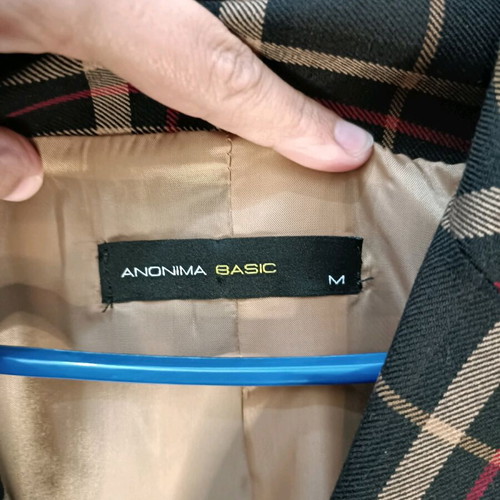 Anonima Basic short check blazer like new, size Medium