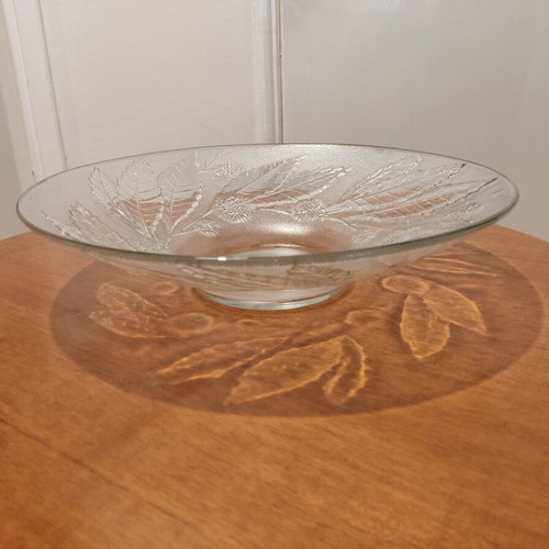 Luminarc vintage glass fruit bowl with embossed leaf and chestnut design, 34cm